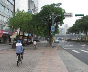 Cyclists Taipei 1