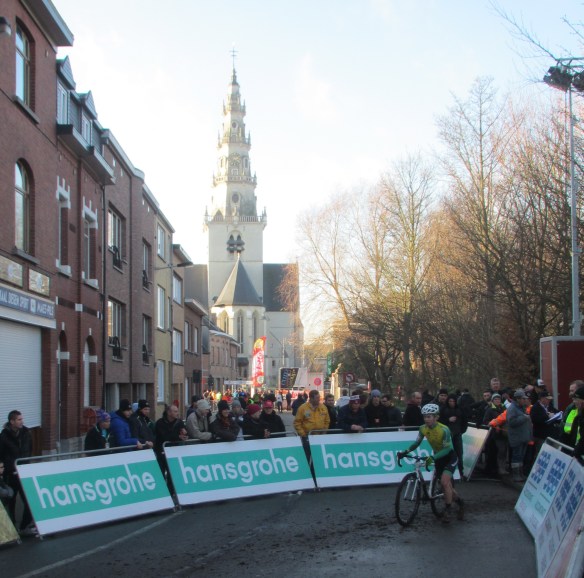 Diegem cyclocross start finish straight