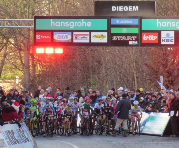 Diegem supercross womens start