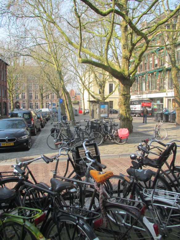 Utrecht centre cycle parking
