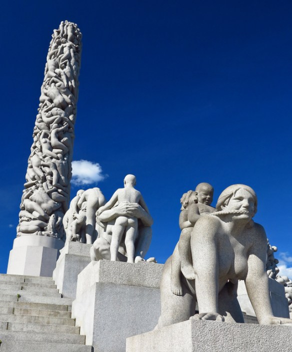 Granite statues Circle of Life by Vigeland Olso photo by Morten Kerr