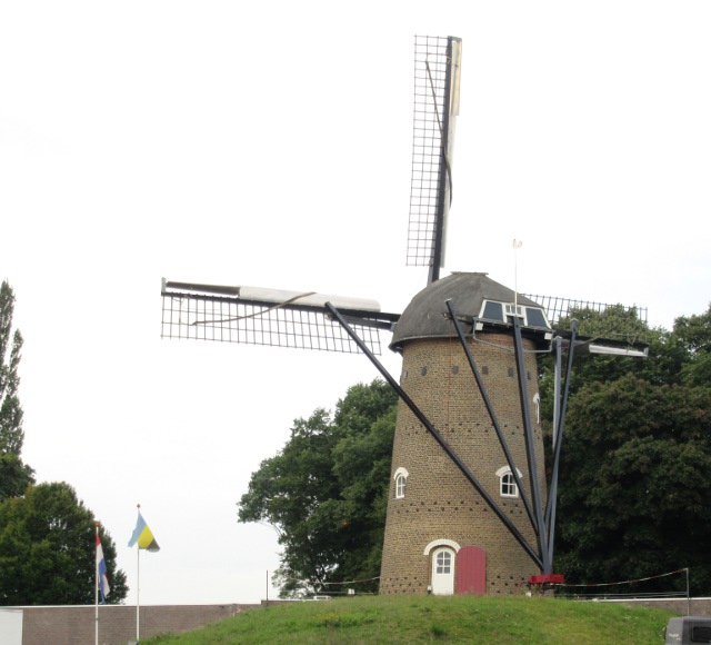 Photo by Kevin Mayne