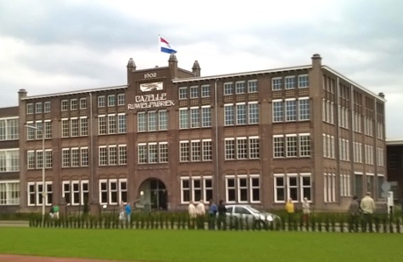 Photo by Kevin Mayne