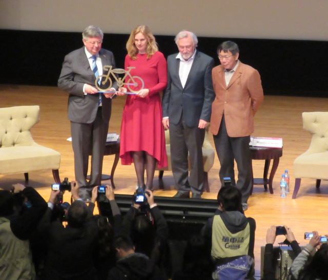 Photo by Kevin Mayne