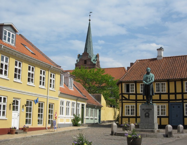 Photo by Kevin Mayne