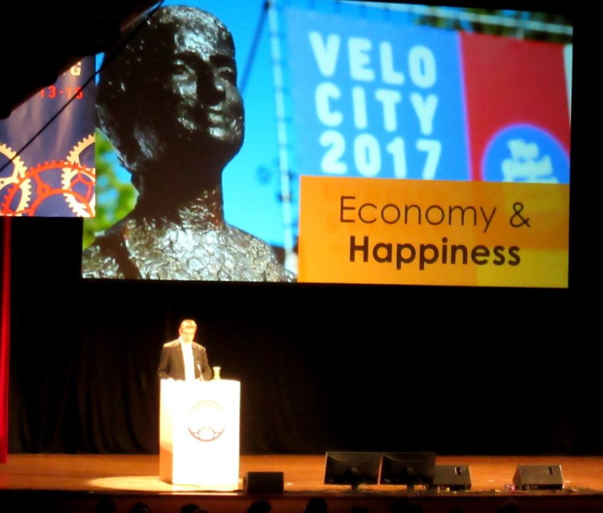 Photo by Kevin Mayne